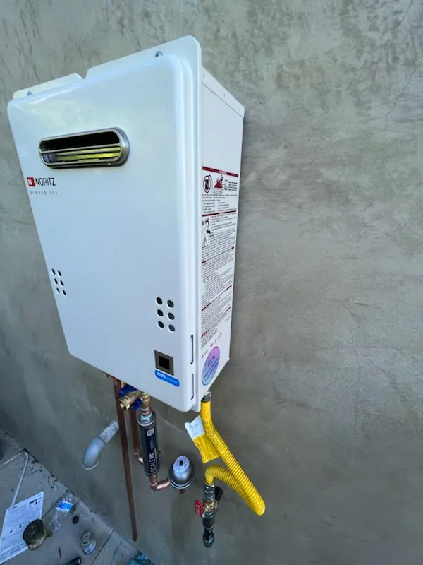 Tankless water heater installation for De Anza homes